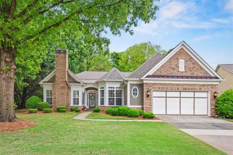 Homes For Sale - 6065 Vickery Point<br/> Cumming, GA 30040