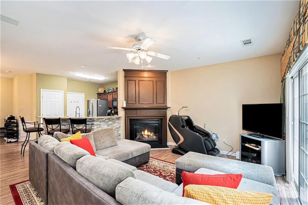 129 Finsbury Lane, Woodstock, Georgia image 3