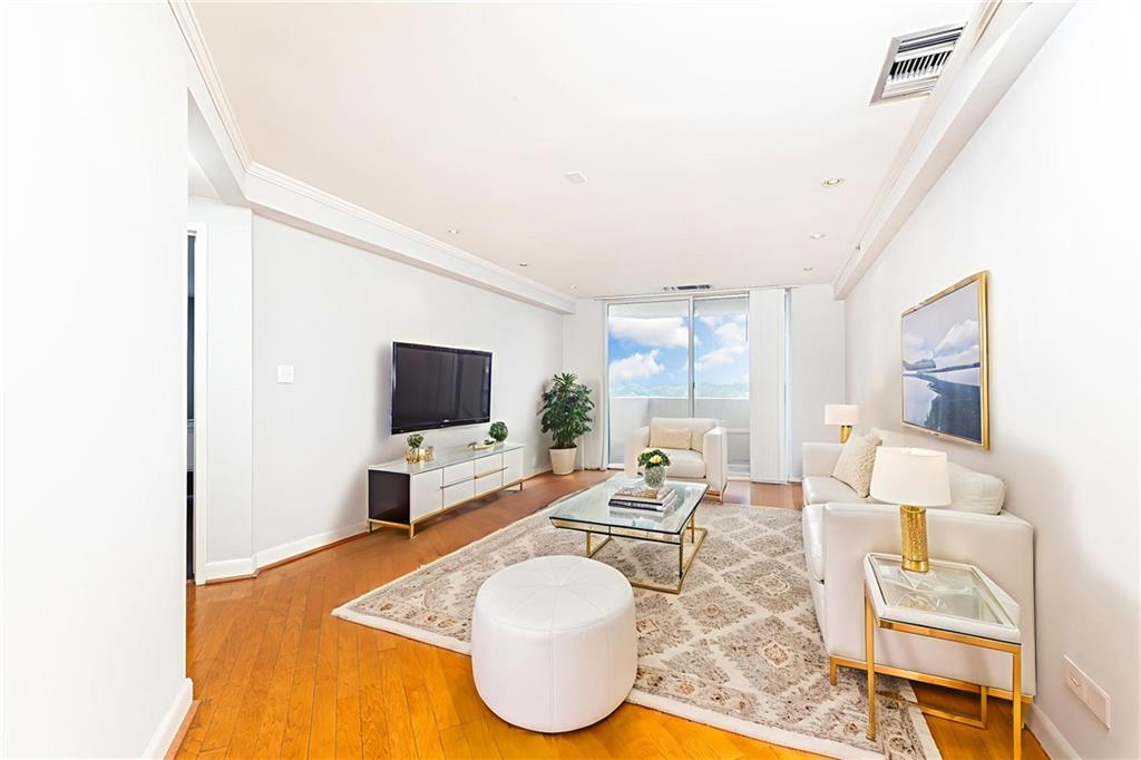 1501 Clairmont Road 1525