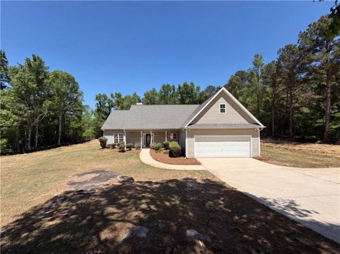 Homes For Sale - 130 White Acres Drive<br/> Stockbridge, GA 30281