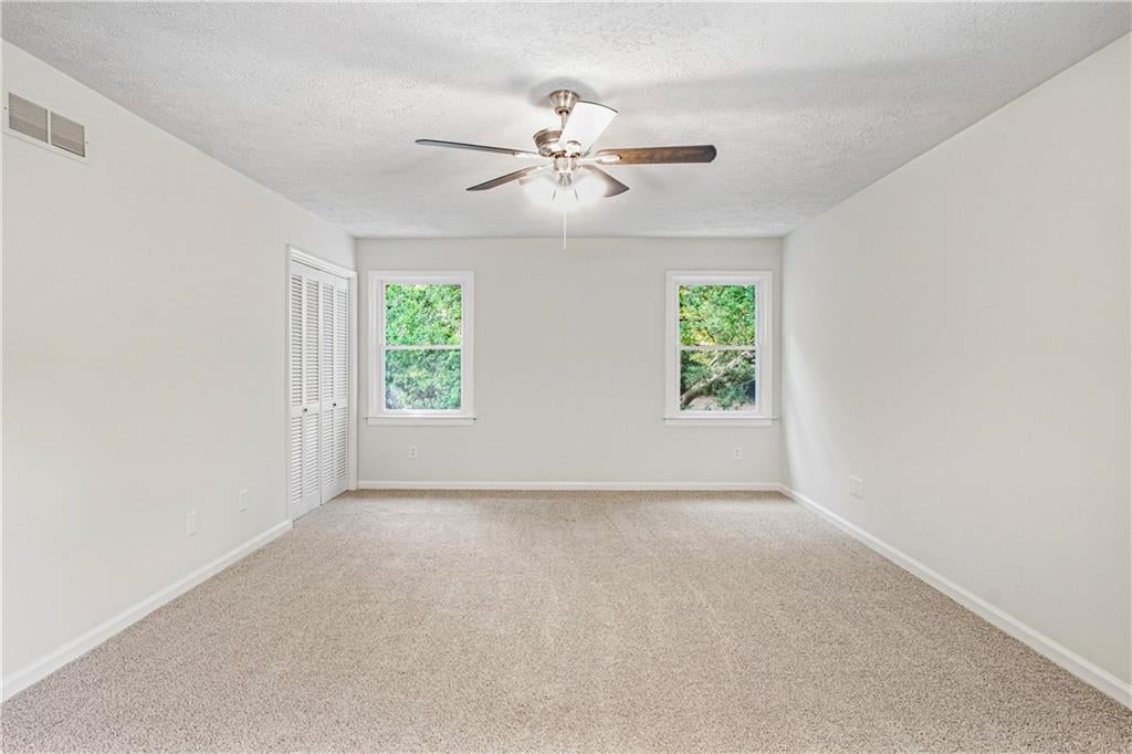 2215 Angela Drive SW