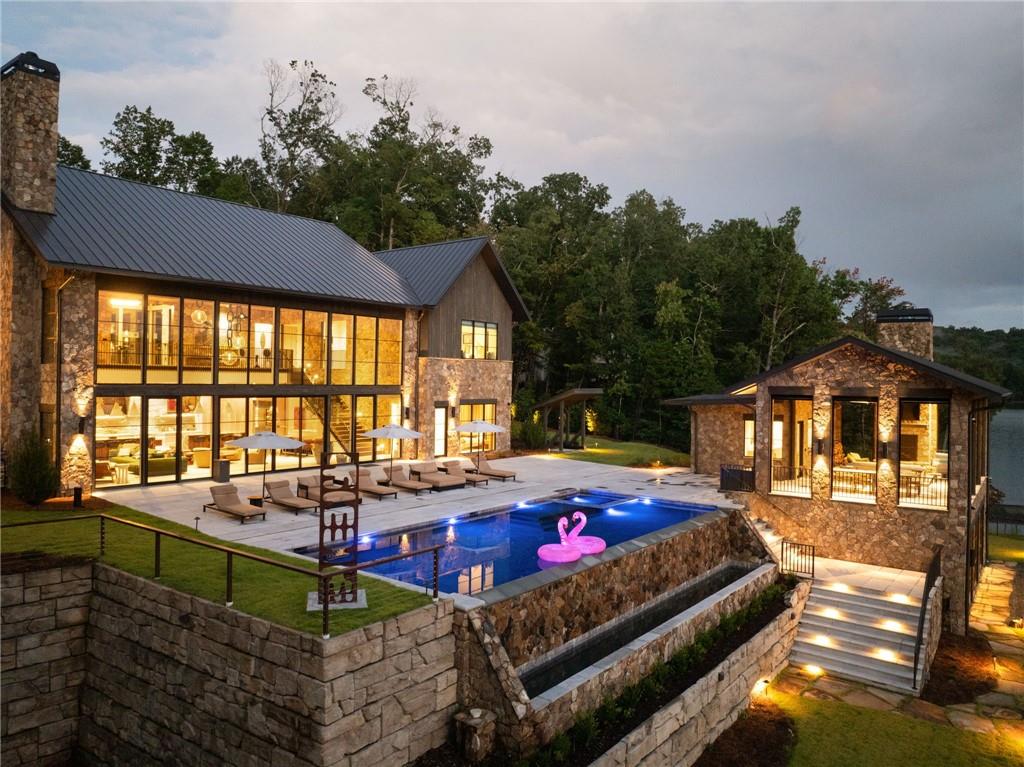 725 Rocky Point Drive