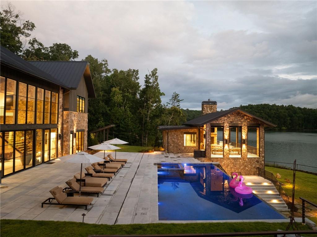 725 Rocky Point Drive