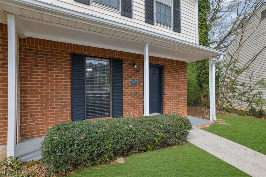 1557 Springleaf Court SE