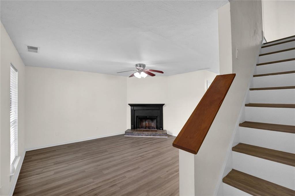 1557 Springleaf Court SE