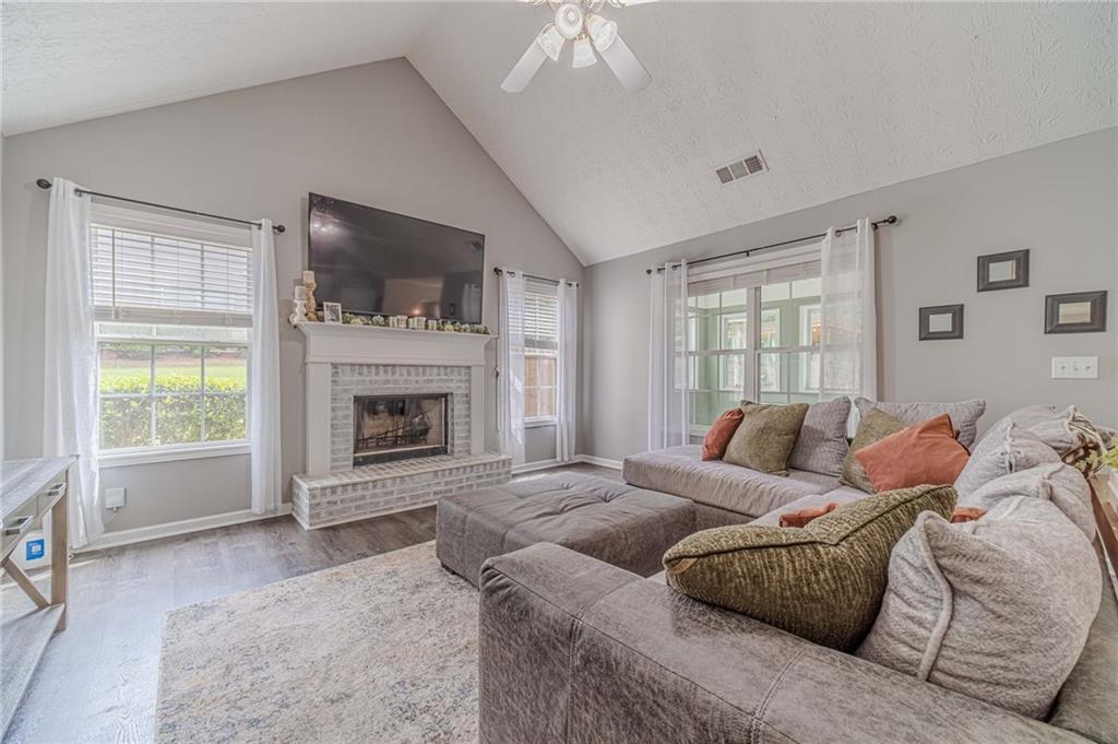 3124 Oak Ridge Lane