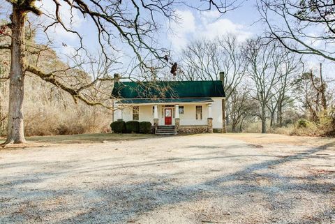 A home in Douglasville