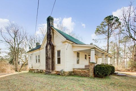 A home in Douglasville