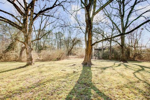 A home in Douglasville