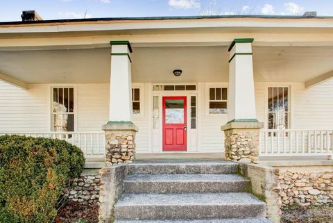 A home in Douglasville