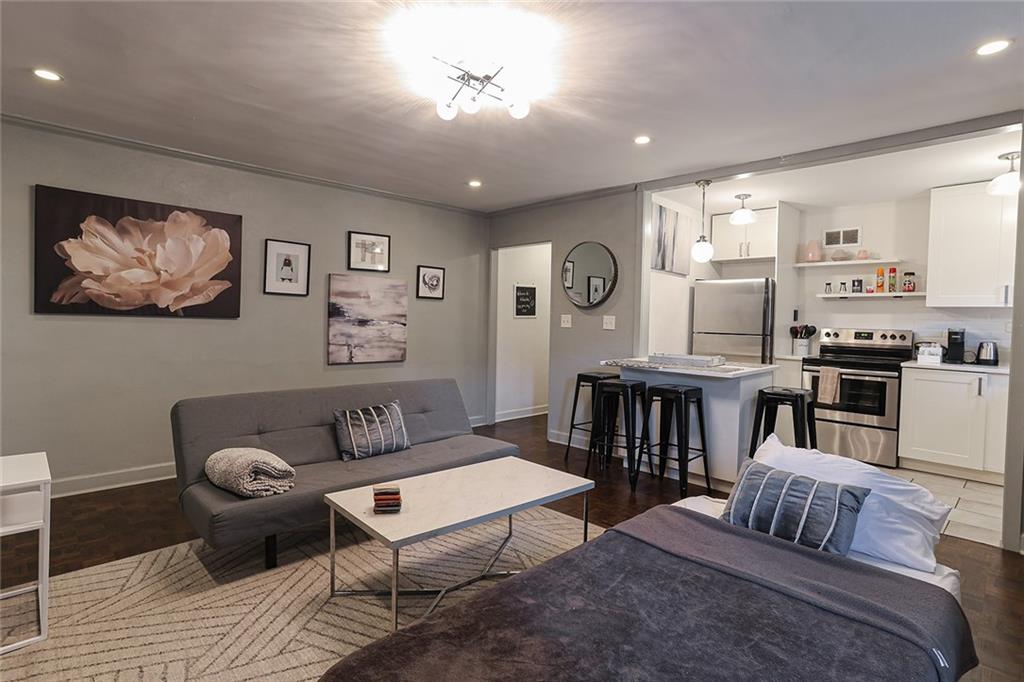 Peachtree Towers - Residential