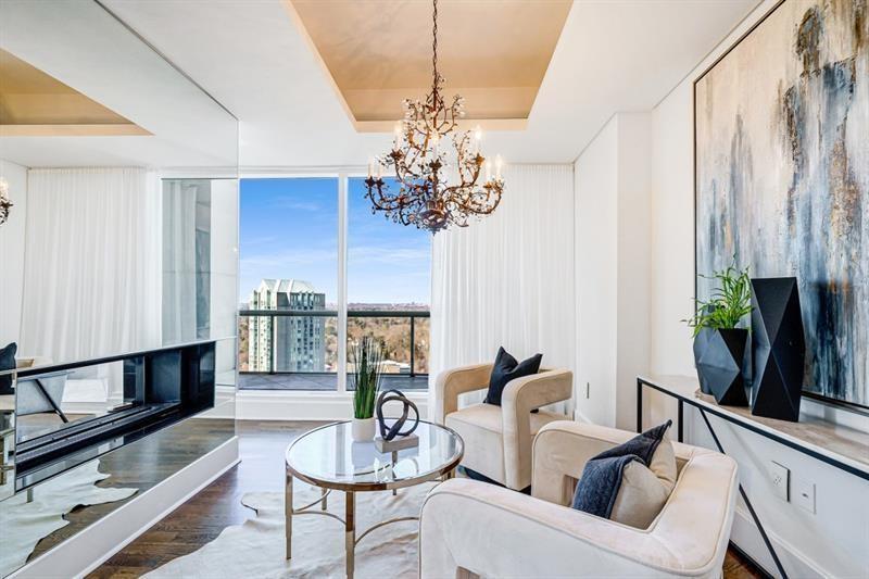 2881 Peachtree Road NE 2405