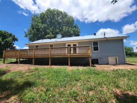 A home in Maysville