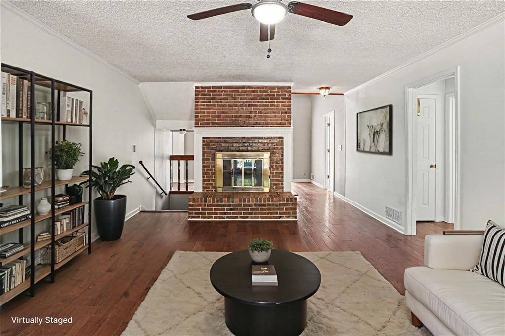 2080 Castle Lake Drive