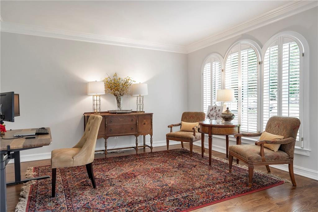 6215 Deerwoods Trail