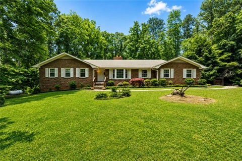 Homes For Sale - 2690 Hideaway Hills Lane<br/> Powder Springs, GA 30127