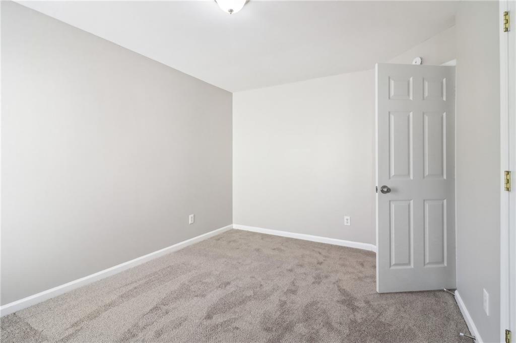 4677 Creekside Cove, Atlanta, Georgia image 40