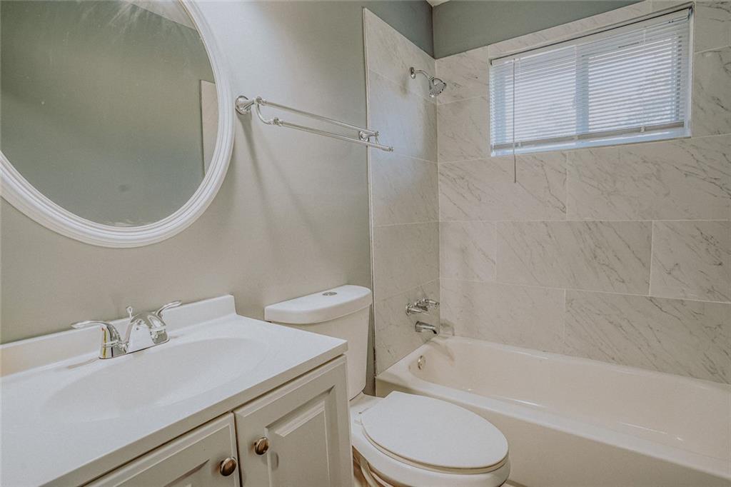 2877 Whispering Hills Drive