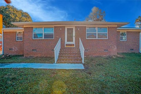 2877 Whispering Hills Drive Atlanta GA 30341