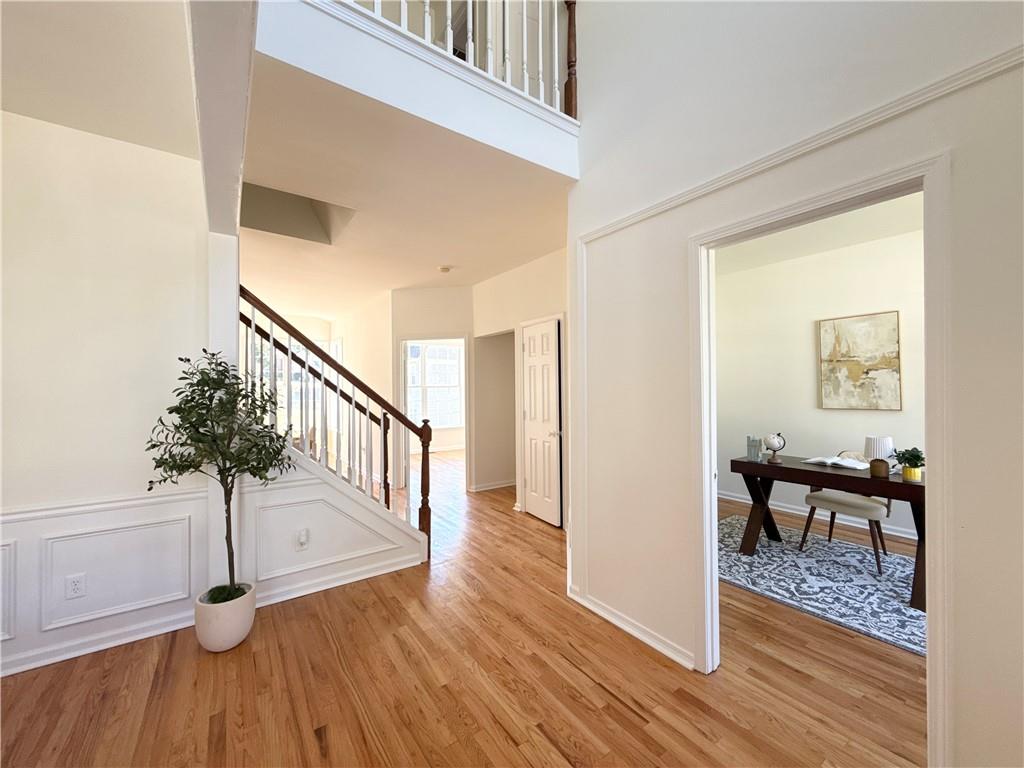 2532 Haddenham Lane SW