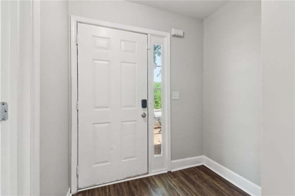 7712 Autry Circle Cir #204, Douglasville, Georgia image 6