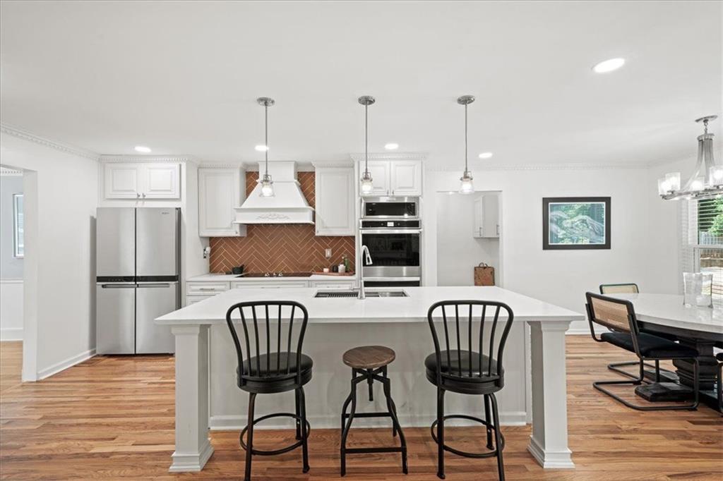 2207 Forestglade Drive