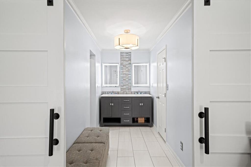 2207 Forestglade Drive