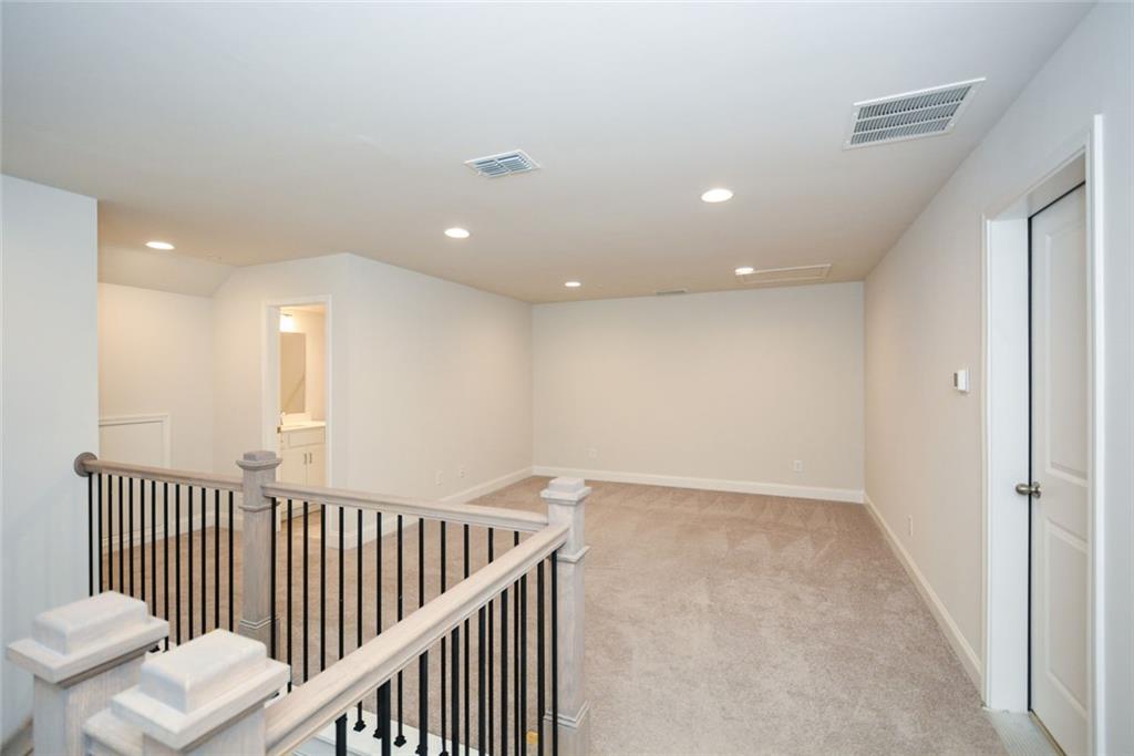 ADDISON POINT - Residential