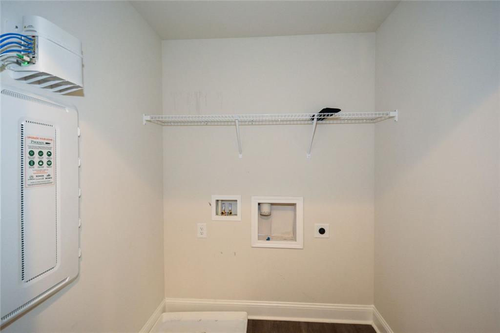 ADDISON POINT - Residential