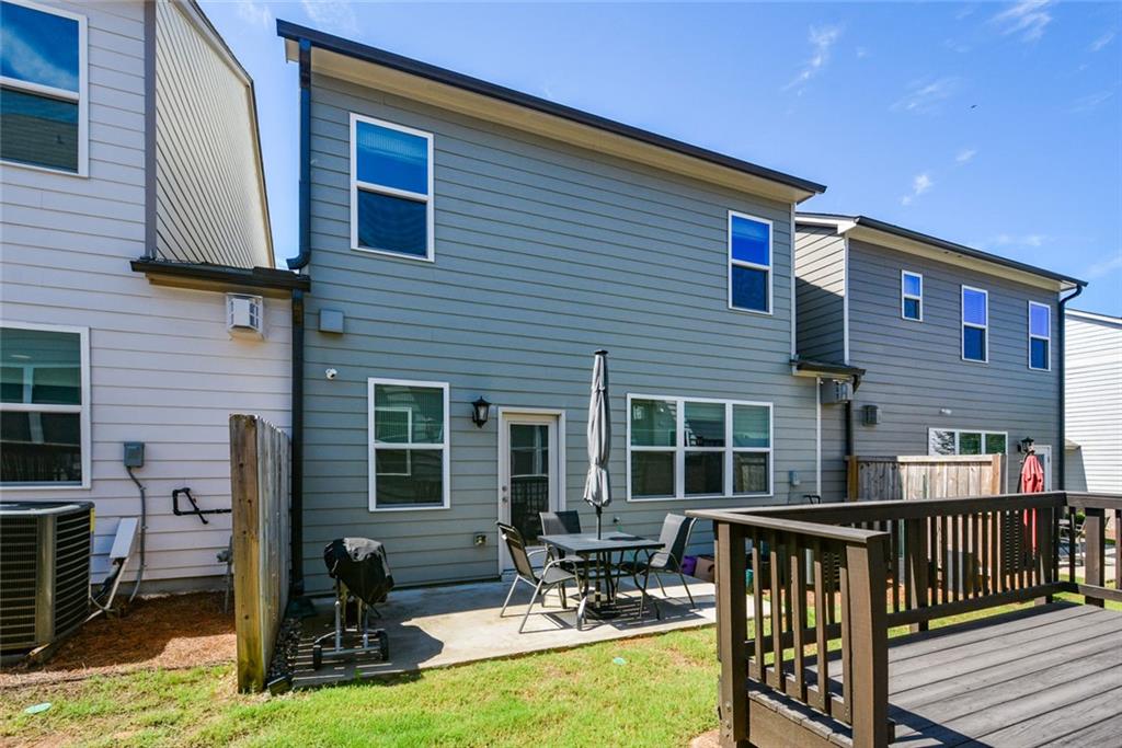 ADDISON POINT - Residential