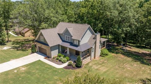 A home in Maysville