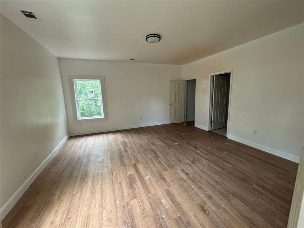 7 CHARLESTON Avenue SE