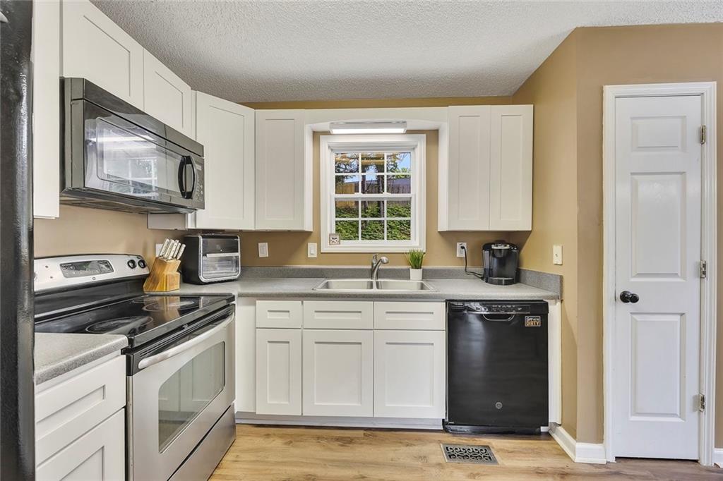 102 Huntington Way, Dallas, Georgia image 11