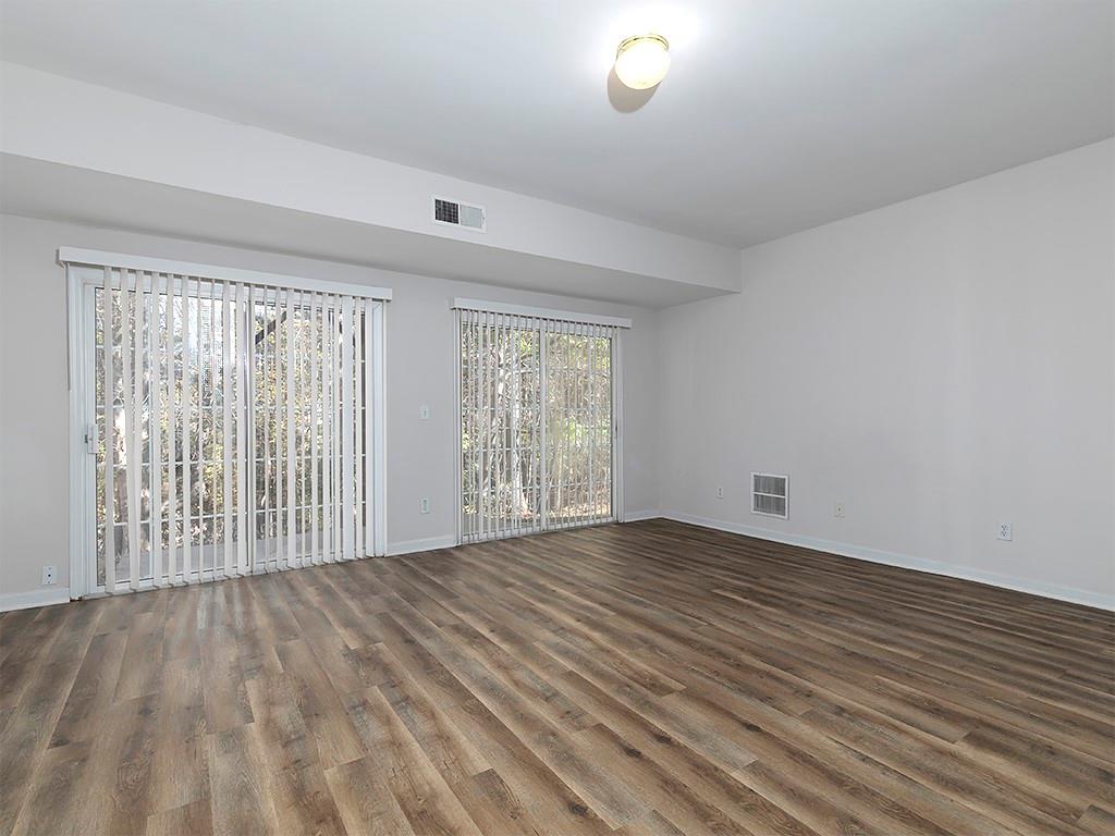 Woodstream - Residential