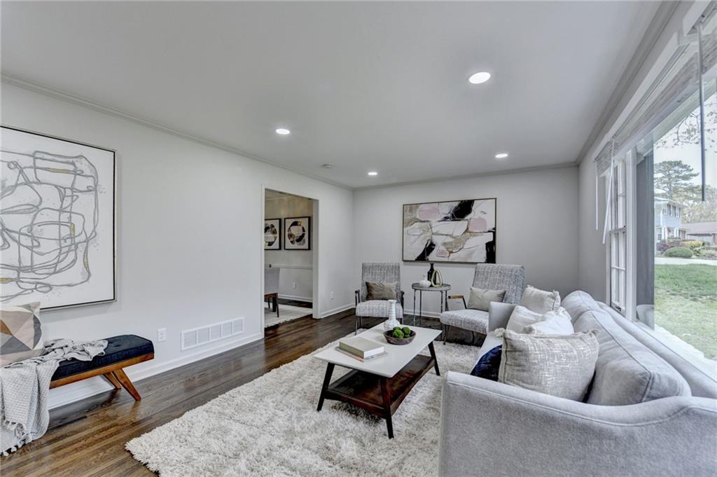 1450 CEDARHURST Drive