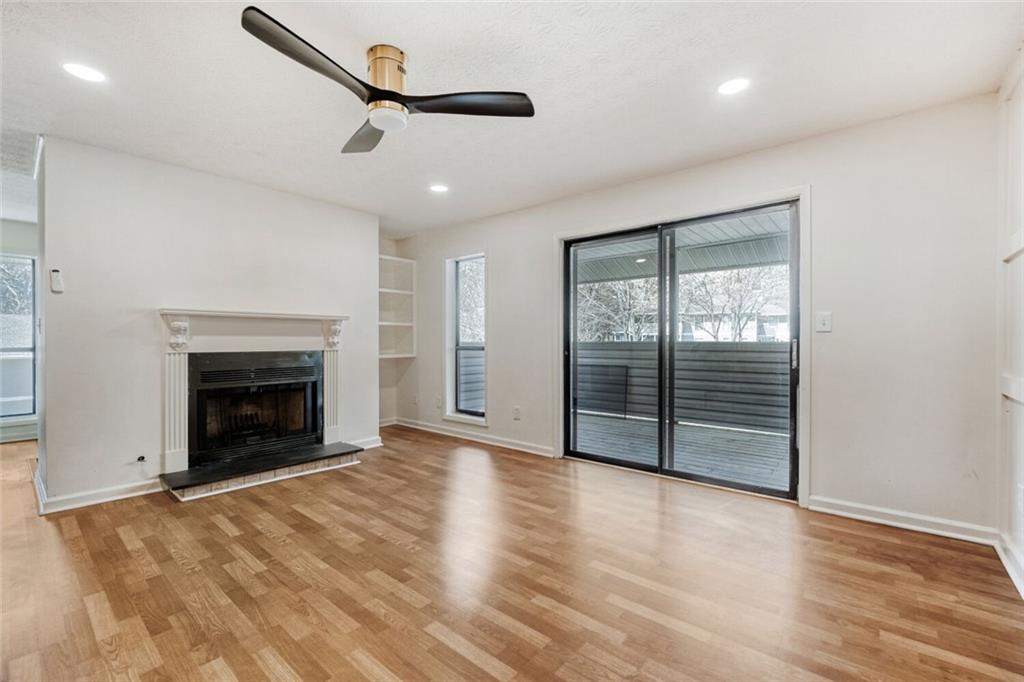 1107 Wynnes Ridge Circle SE