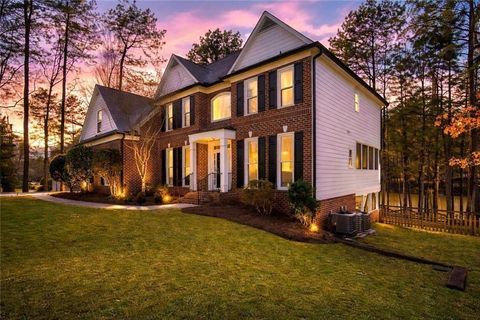 Homes For Sale - 590 Woodbrook Way<br/> Lawrenceville, GA 30043