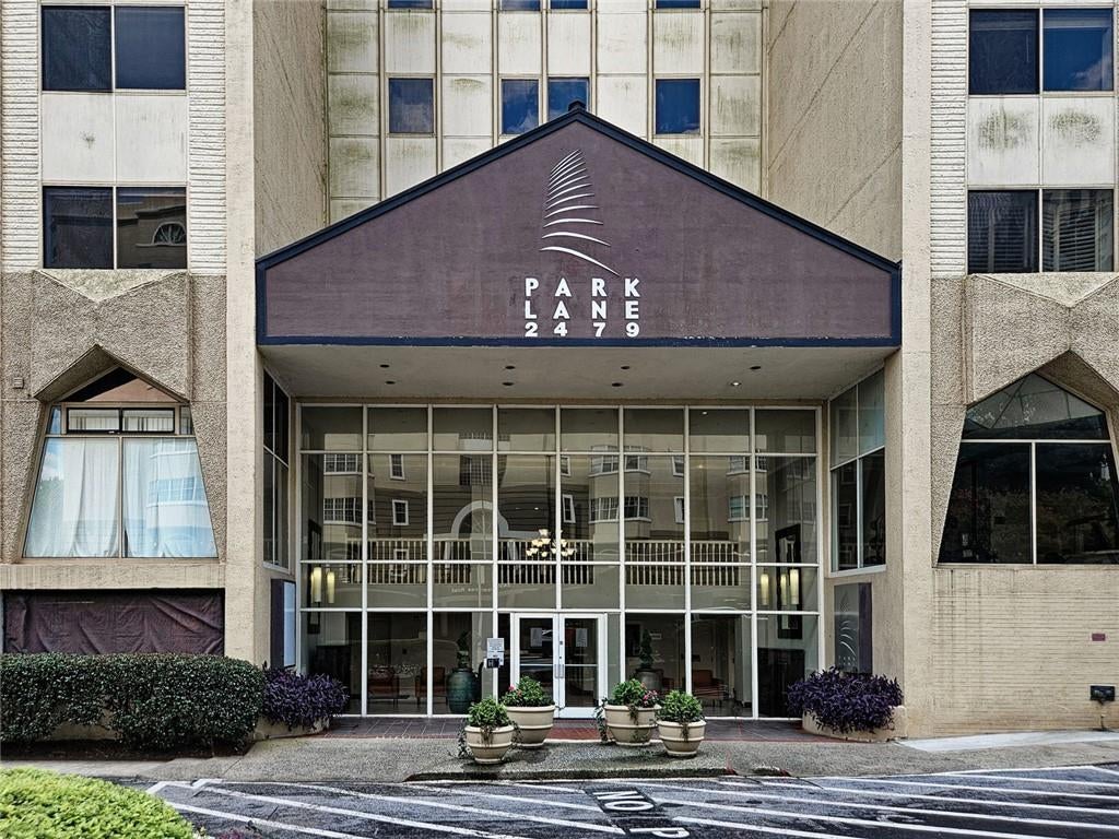 2479 Peachtree Road Road NE 611