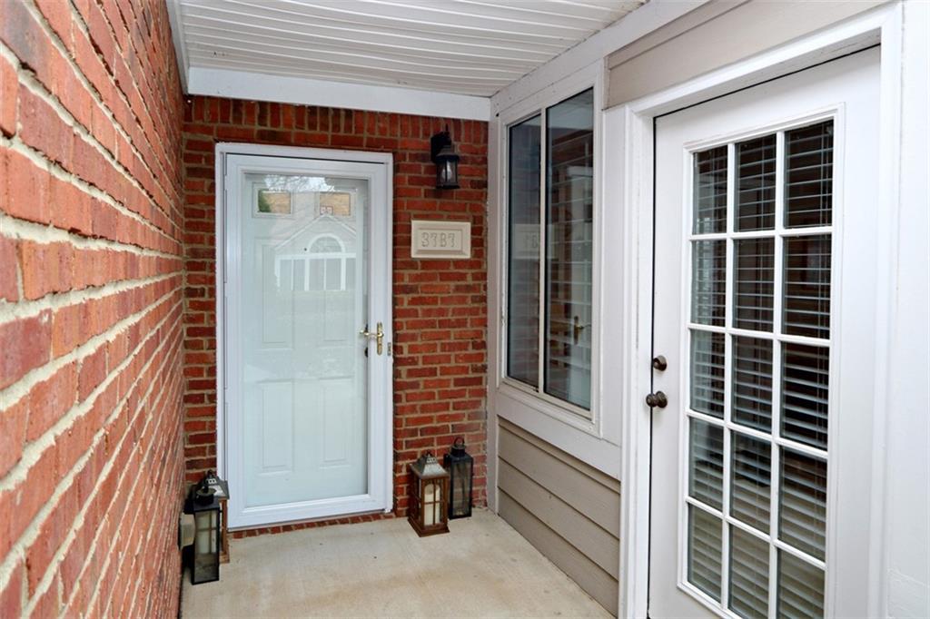 3787 Vineyards Lake Circle #21, Kennesaw, Georgia image 2