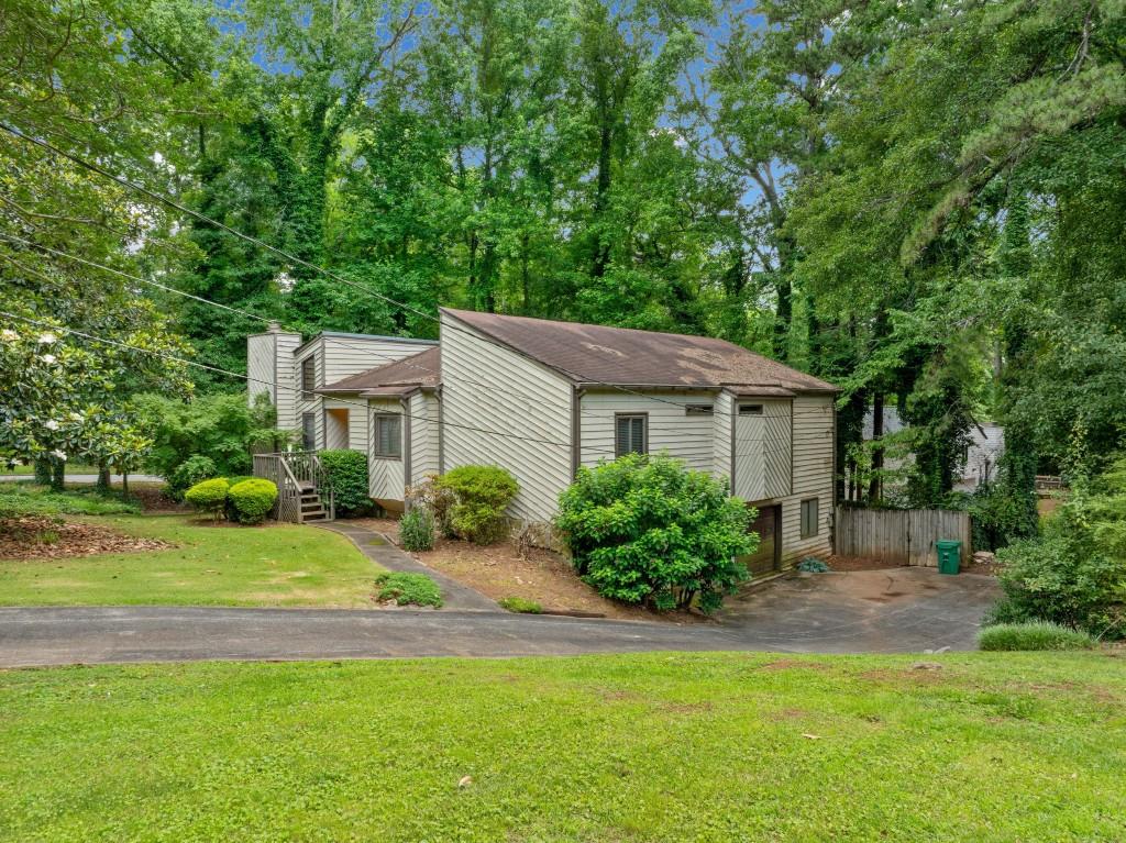 766 Lost Creek Circle