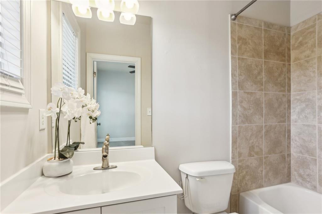 345 Alderwood Lane, Sandy Springs, Georgia image 20
