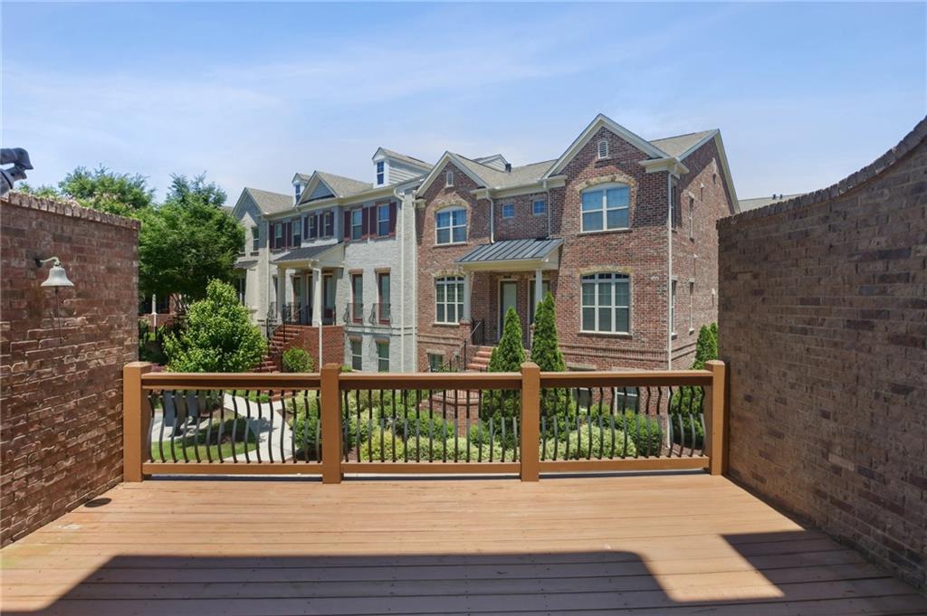 345 Alderwood Lane, Sandy Springs, Georgia image 10
