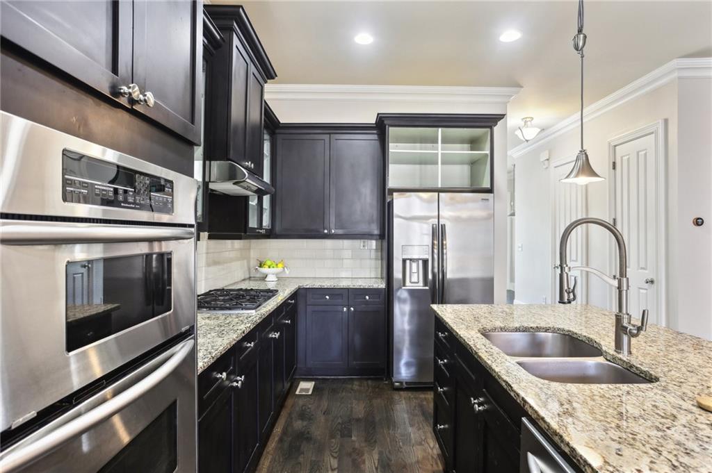 345 Alderwood Lane, Sandy Springs, Georgia image 5