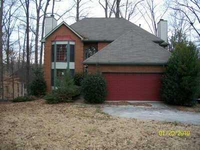 Photo 1 of 10 — 1490 Crooked Tree Lane, Stone Mountain, GA 30088