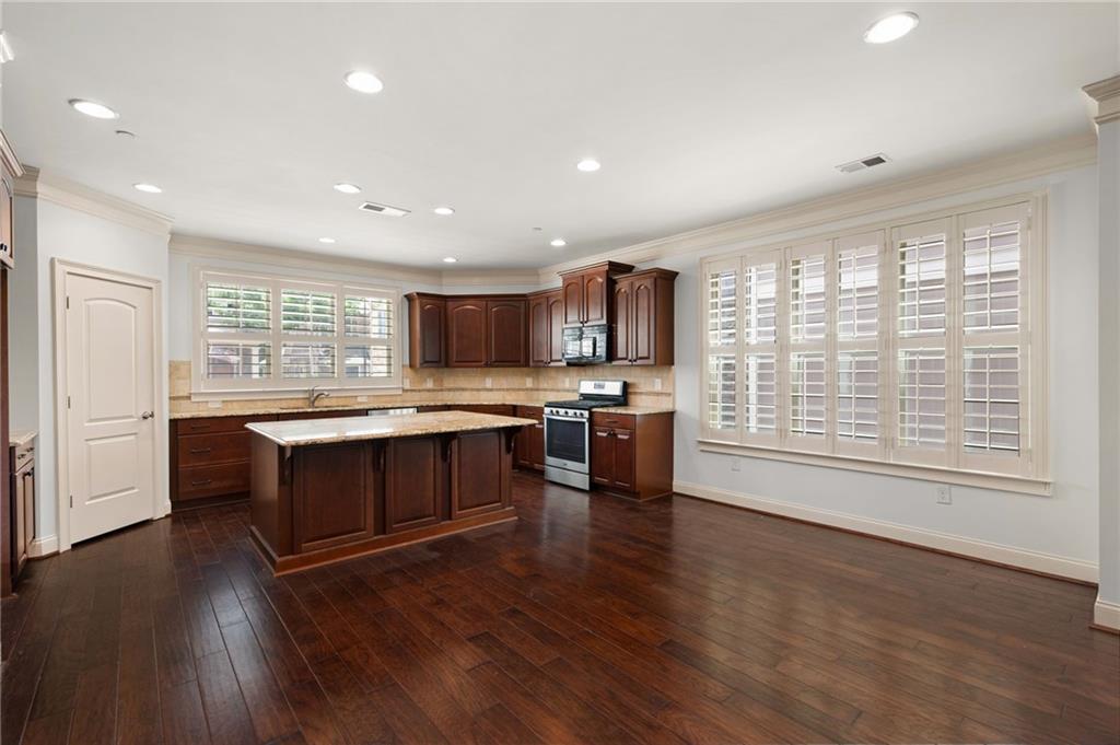 Montgomery Park - Residential