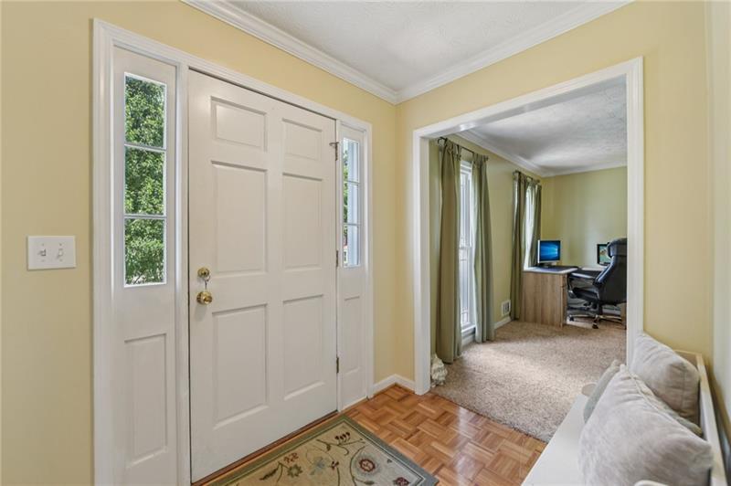 2412 Meadowglen Trail