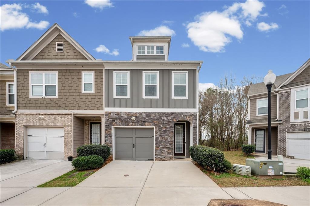 5044 Longview Walk