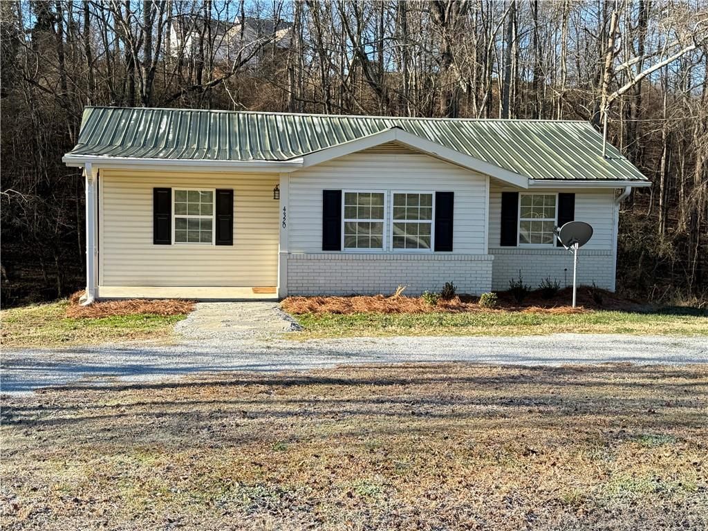 Photo of 4320 Hunter Road, Gainesville, GA 30506 (MLS # 7706034)