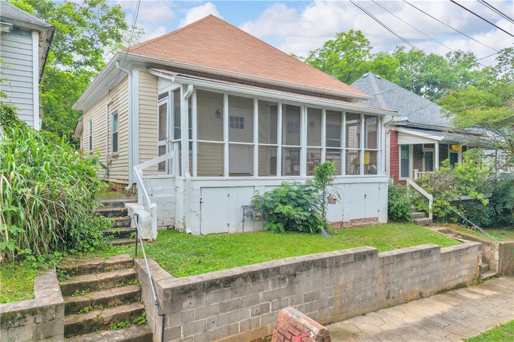 361 Cameron Street SE