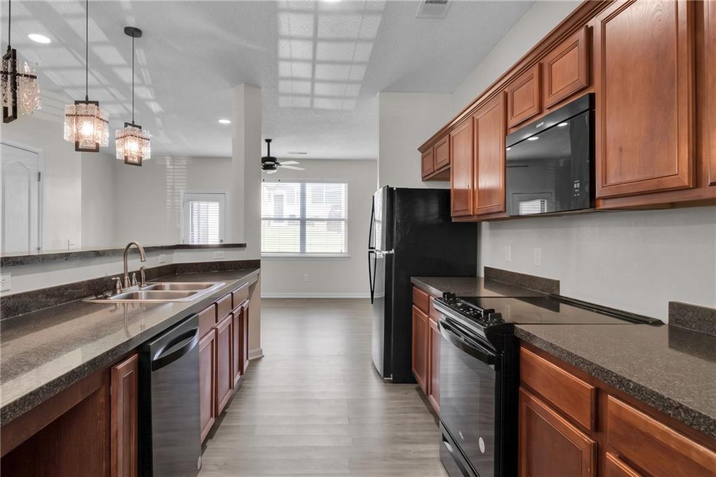 2039 Bayrose Circle